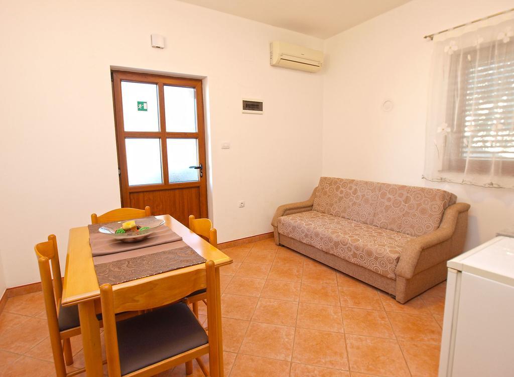 Galižana Apartment Claudio 1136 מראה חיצוני תמונה